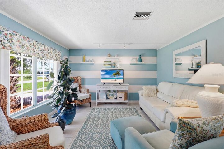 Property Photo: 18190 Steele Avenue FL 33948