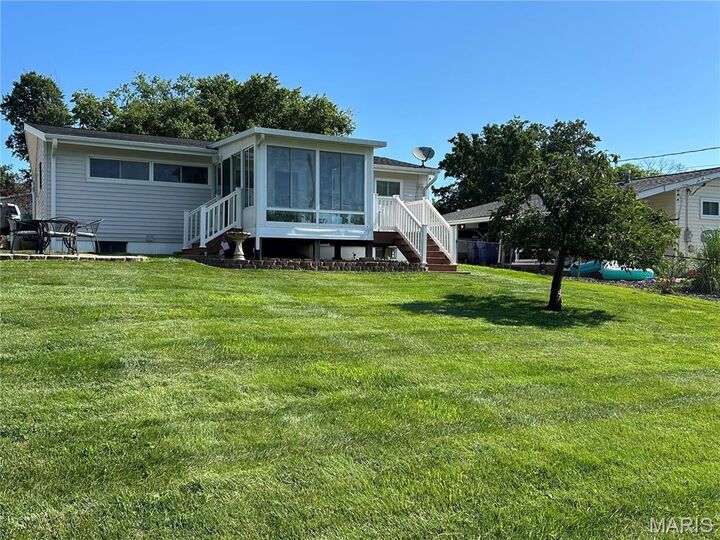 Property Photo:  612 Acorn Drive  MO 63126 