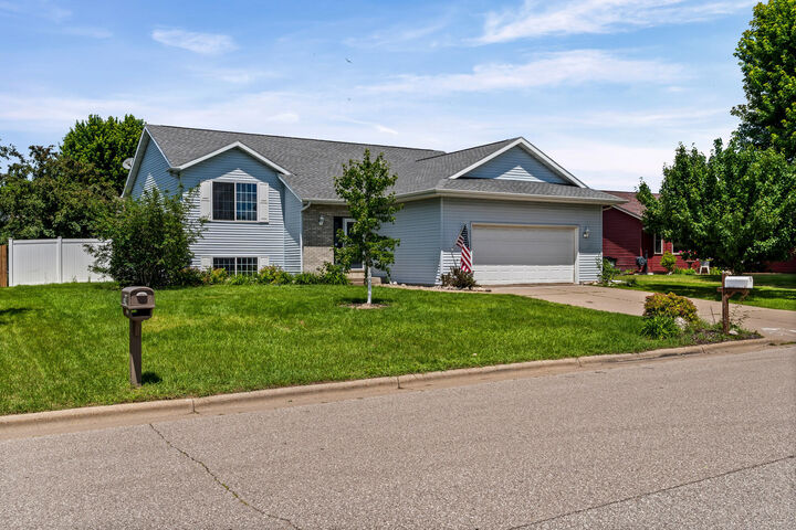 Property Photo: 213 Kenneda St WI 54636