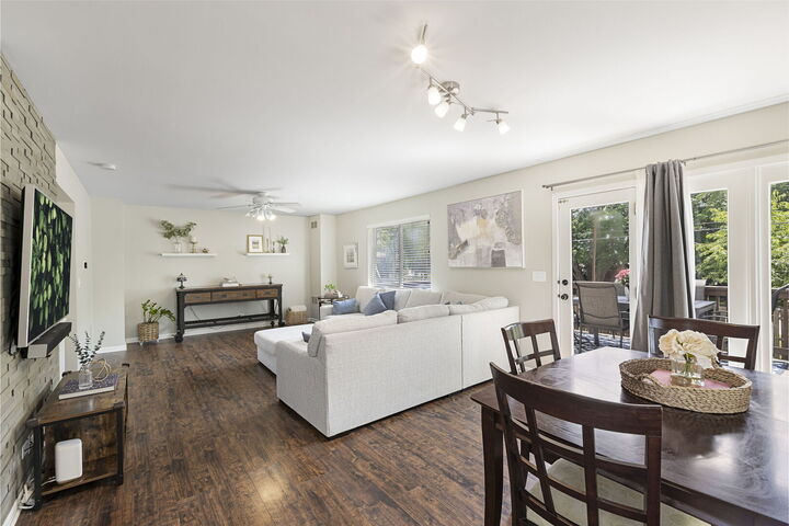 Property Photo:  1273 Karyn Lane  IL 60030 