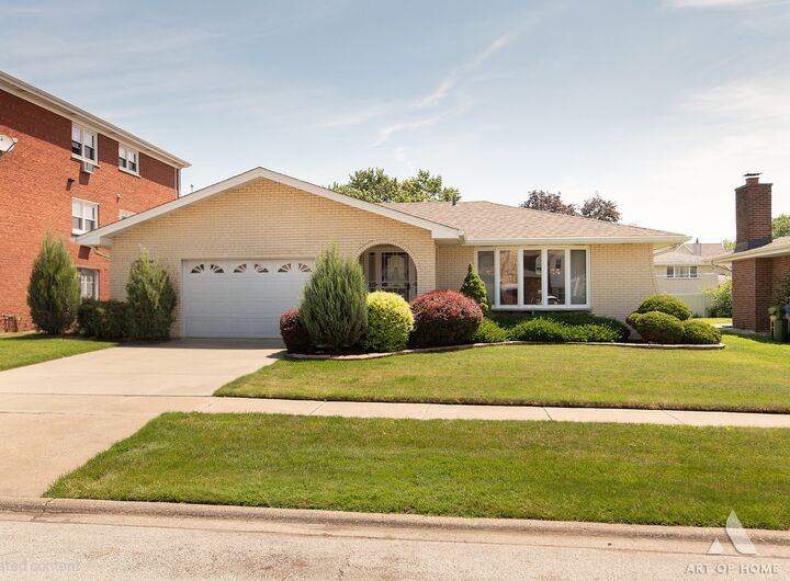 Property Photo:  9525 S Kolin Avenue  IL 60453 