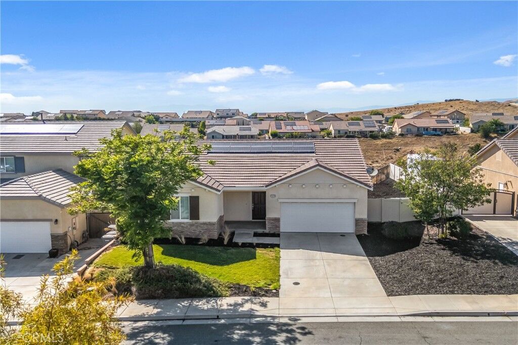 Property Photo: 1458 Coyote Lane CA 92320
