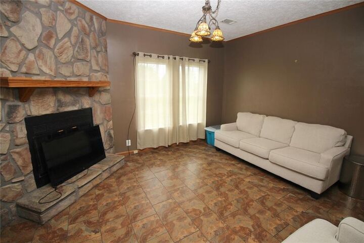 Property Photo:  117 Gober Lane  LA 70041 