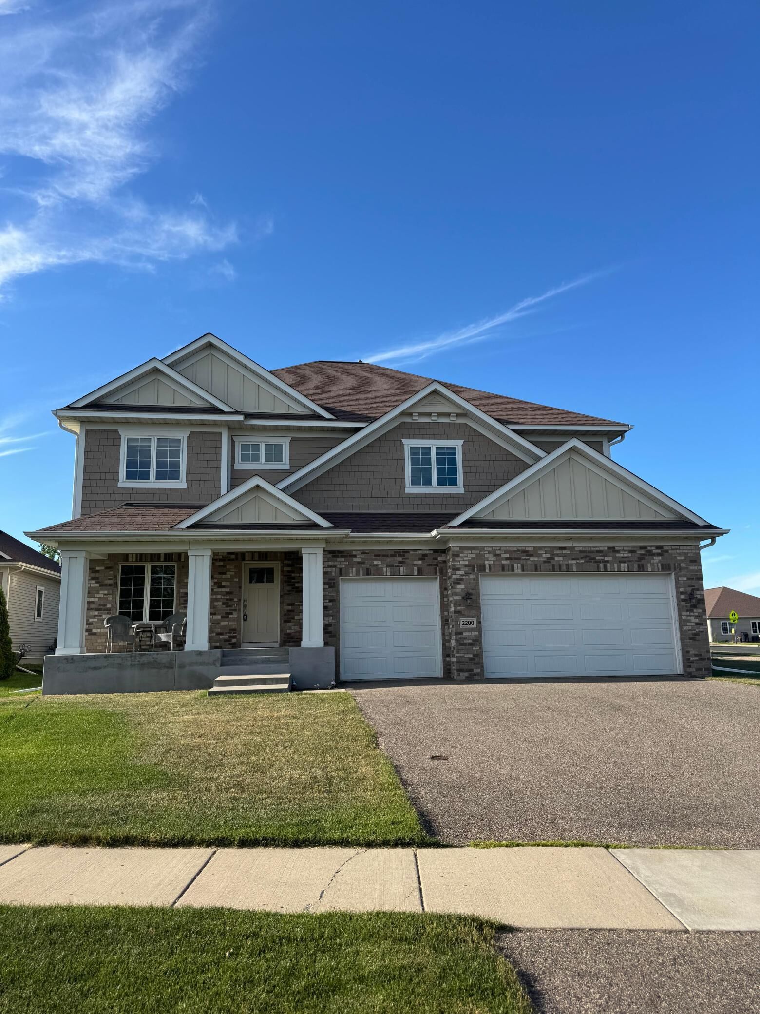 Property Photo:  2200 Silver Leaf Trail  MN 55322 