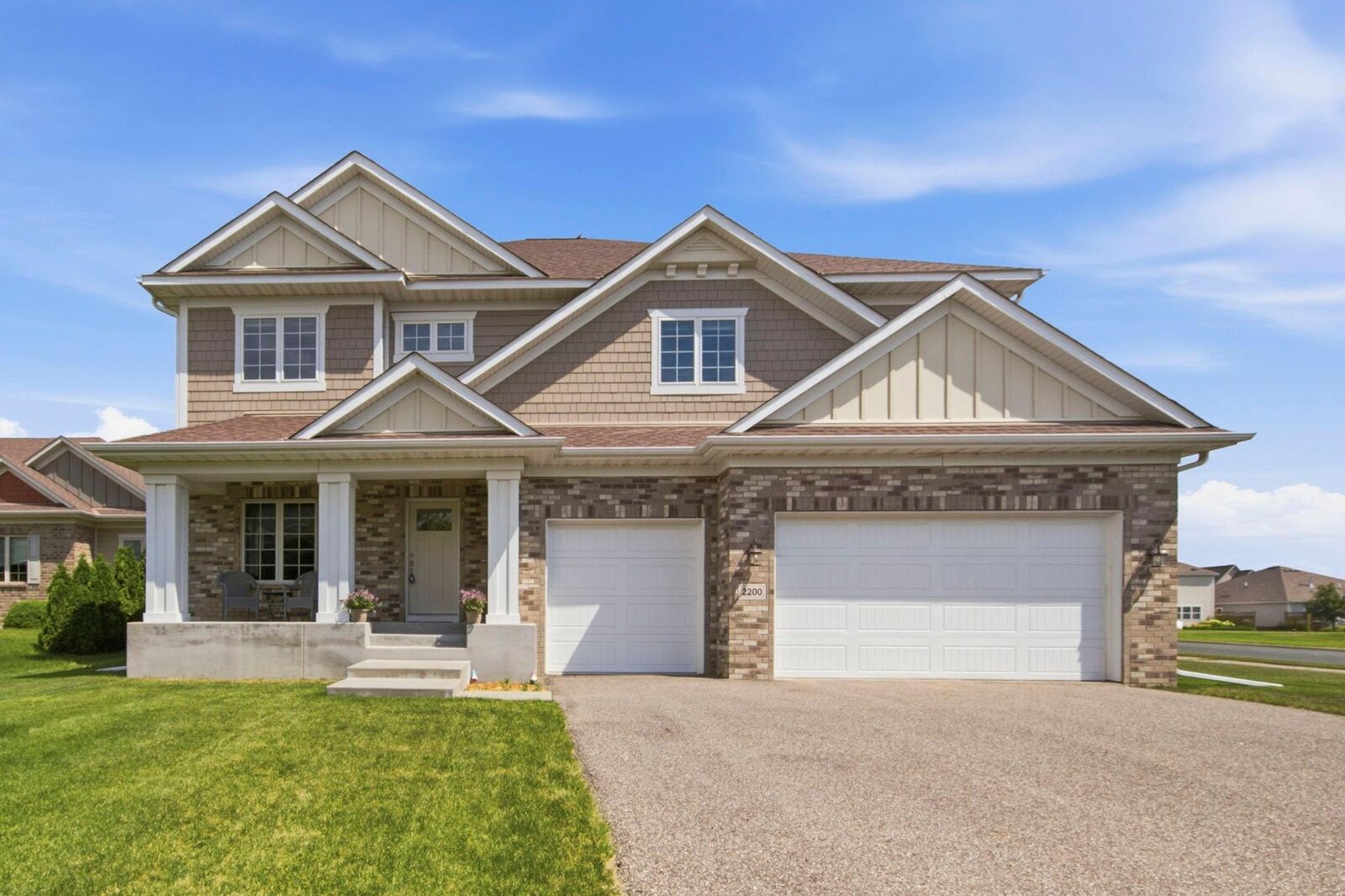Property Photo:  2200 Silver Leaf Trail  MN 55322 