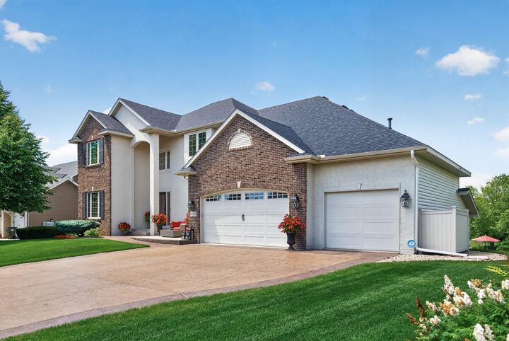 Property Photo: 16213 Havelock Way MN 55044