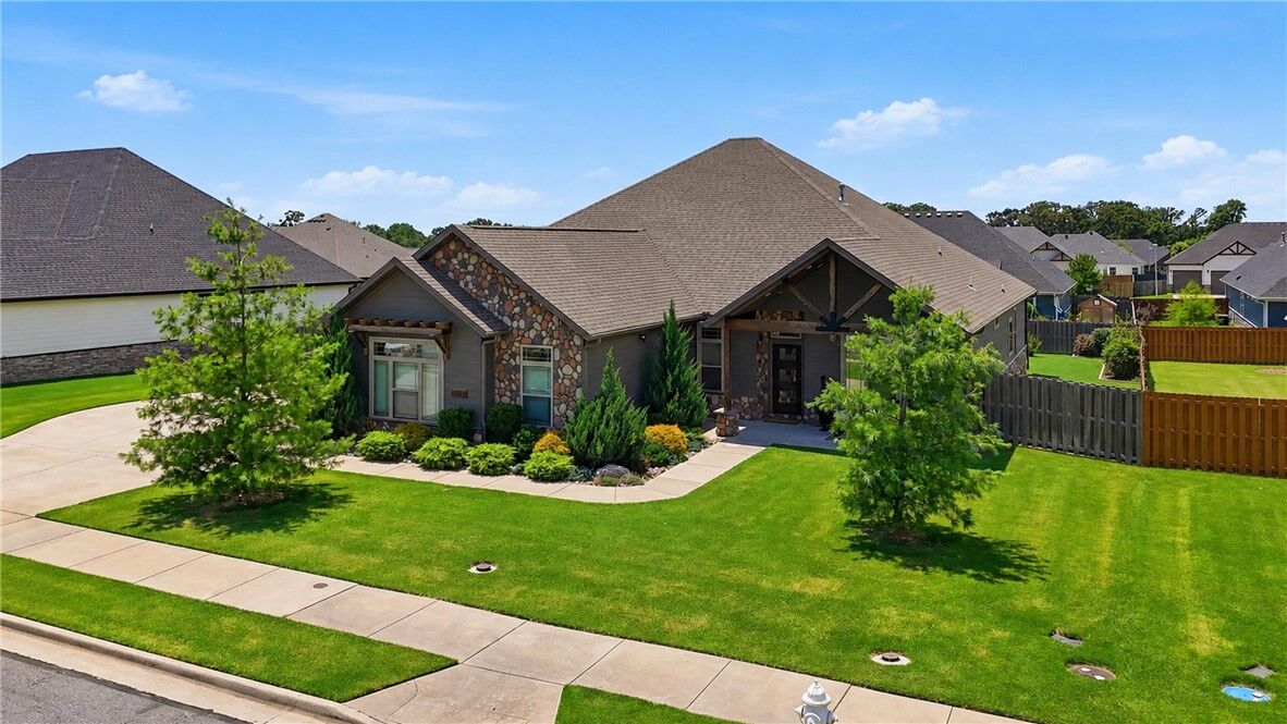 Property Photo: 3731 Bitterroot Street AR 72712