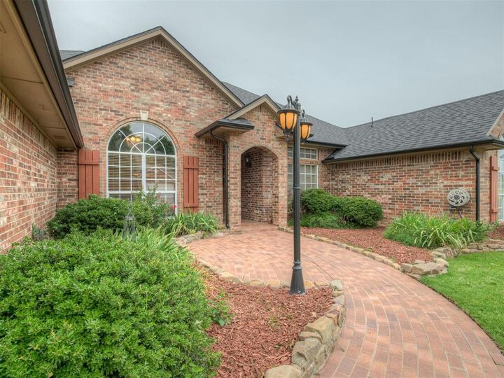 Property Photo:  11508 Randwick Drive  OK 73162 
