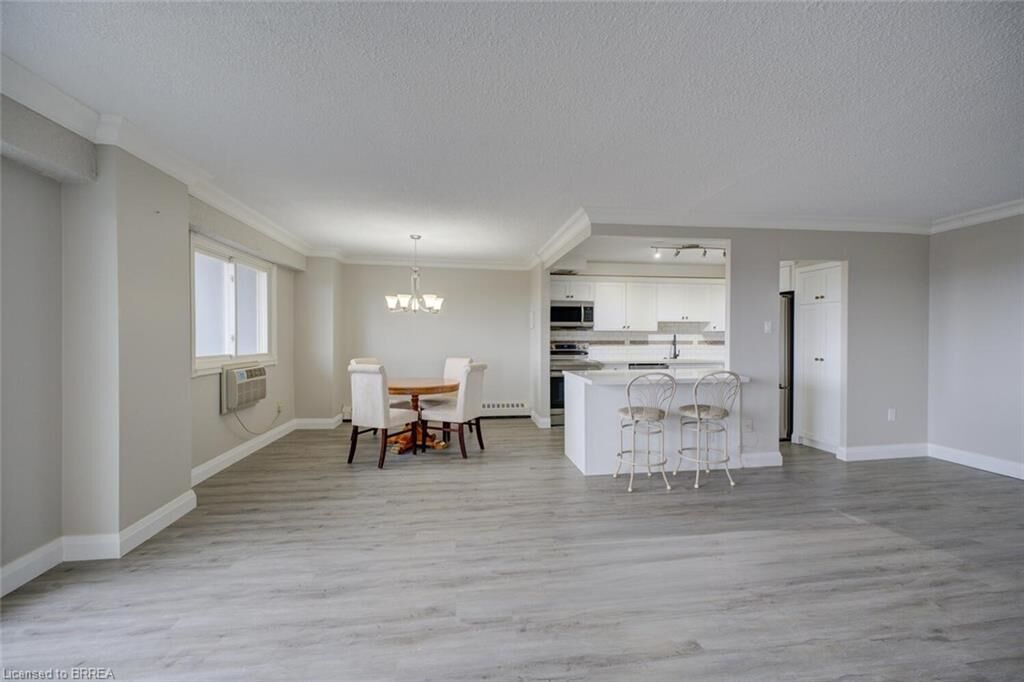 Property Photo: 640 West Street 909 ON N3R 6M3