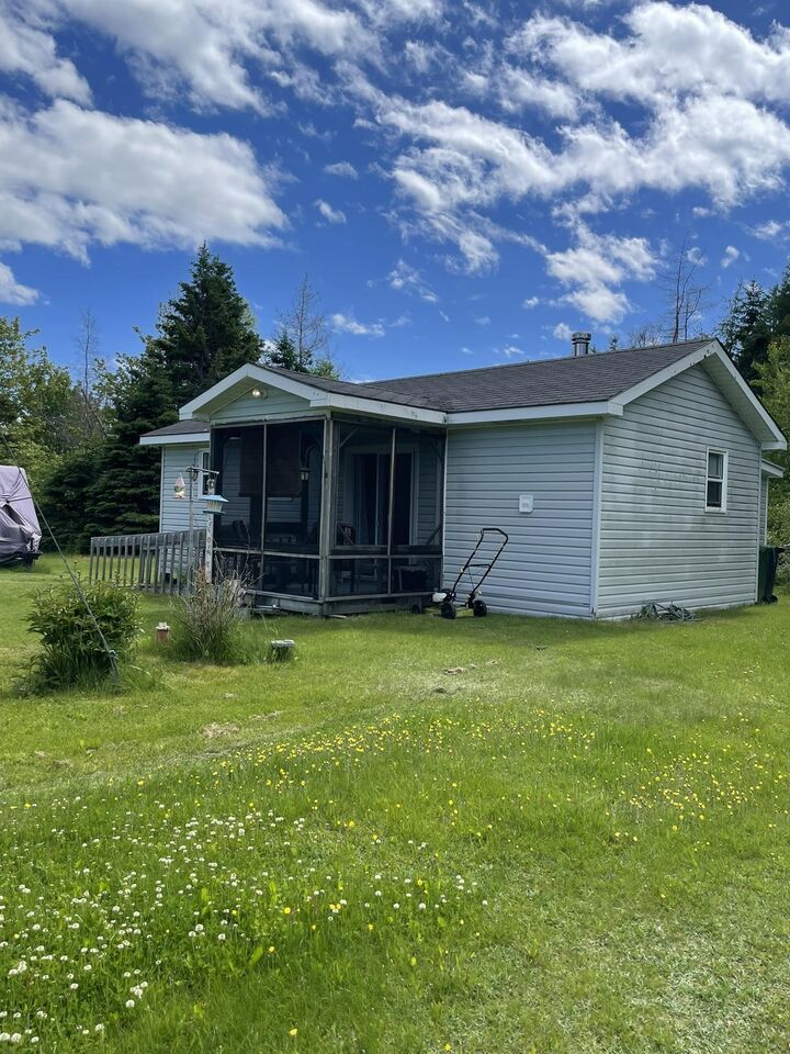 Property Photo:  763 St Charles Road  PE C0A 2B0 