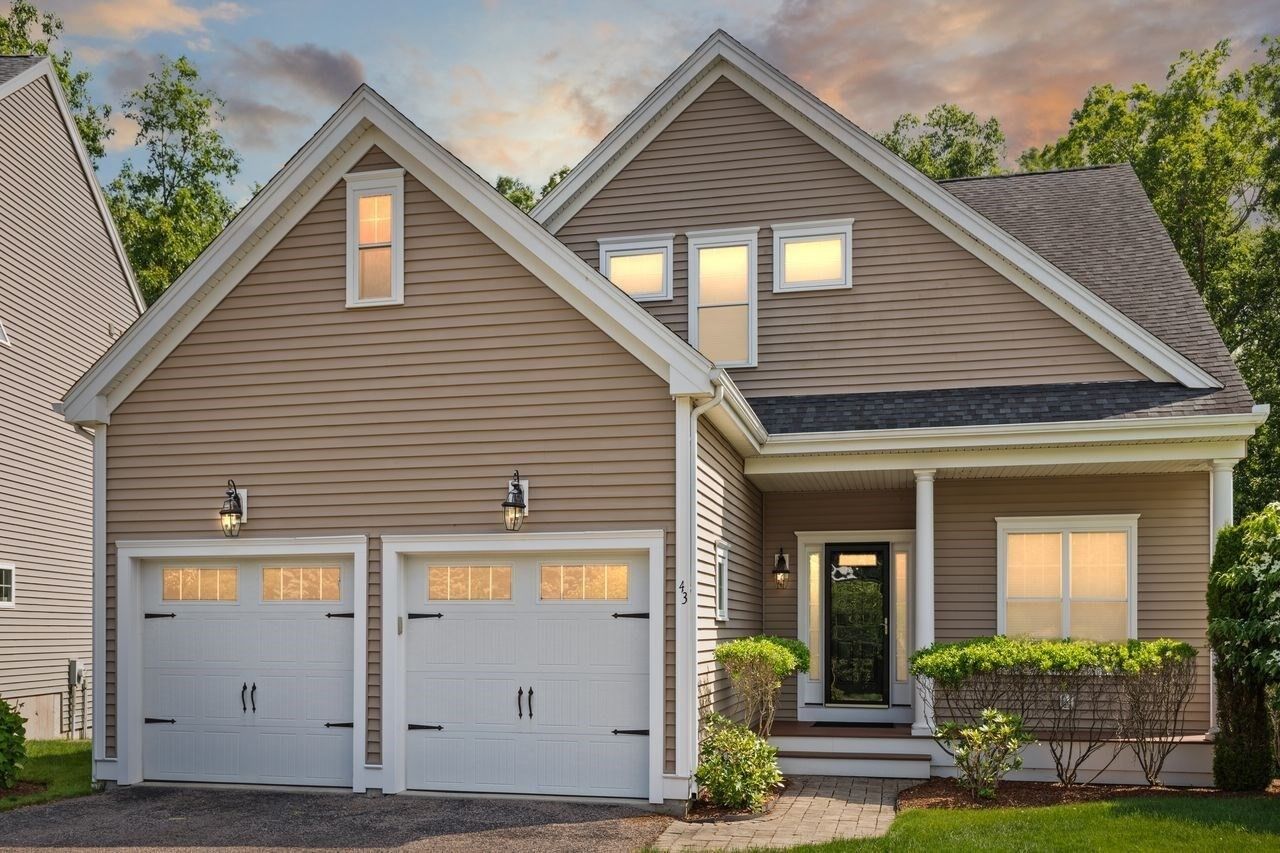 Property Photo: 43 Winterberry Ln MA 02356