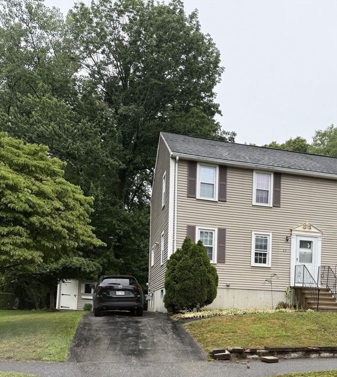 Property Photo: 23 Vincent Cir 23 MA 01604
