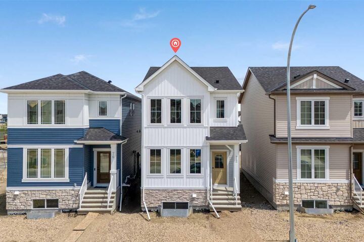72 Amblefield View NW — photo 1