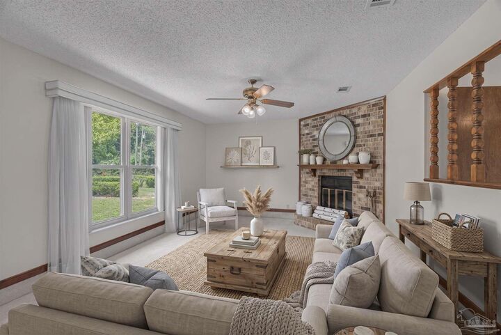 Property Photo:  6305 Saragon Ln  FL 32583 