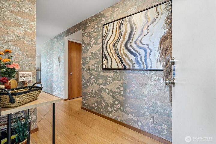 Property Photo:  1312 S Massachusetts Street 301  WA 98144 