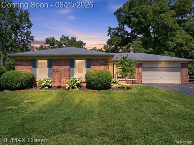 Property Photo: 17236 Carol Street MI 48152