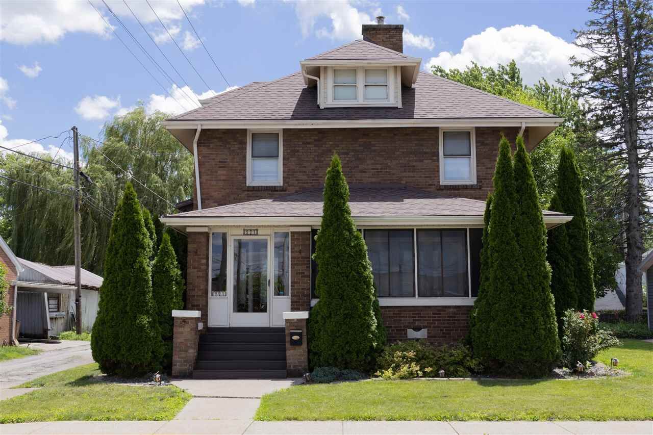 Property Photo:  221 W South Street  IN 47394 