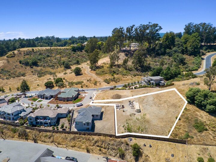 Property Photo:  60 Indy Circle  CA 95073 