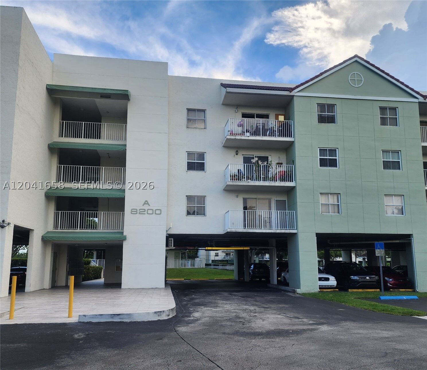 Property Photo: 8200 SW 210th St 111 FL 33189
