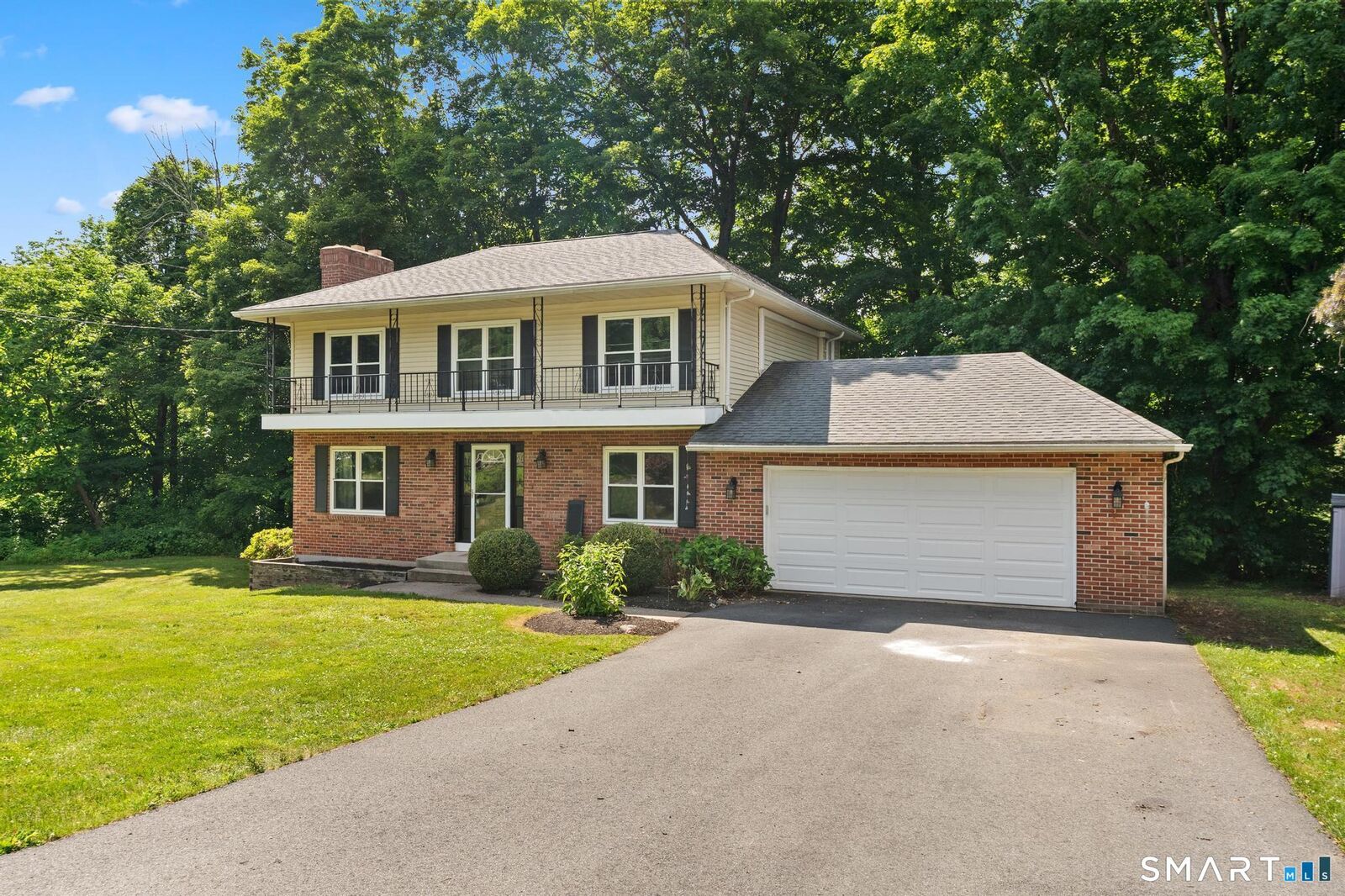 Property Photo:  48 Old Marlborough Turnpike  CT 06480 