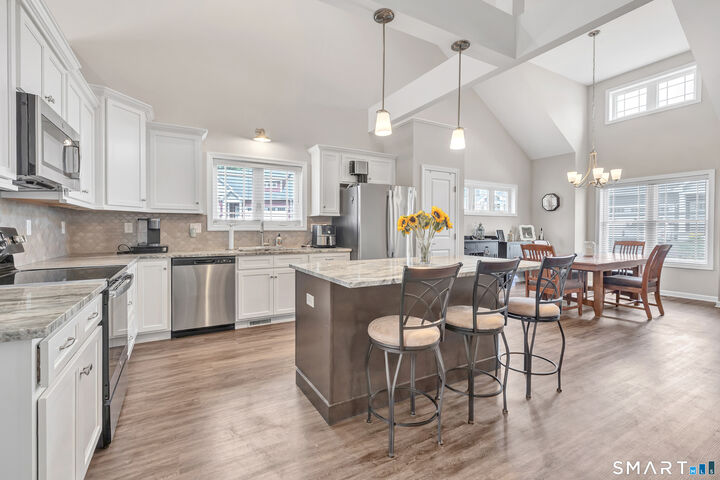 Property Photo:  47 Lombard Circle 47  CT 06473 