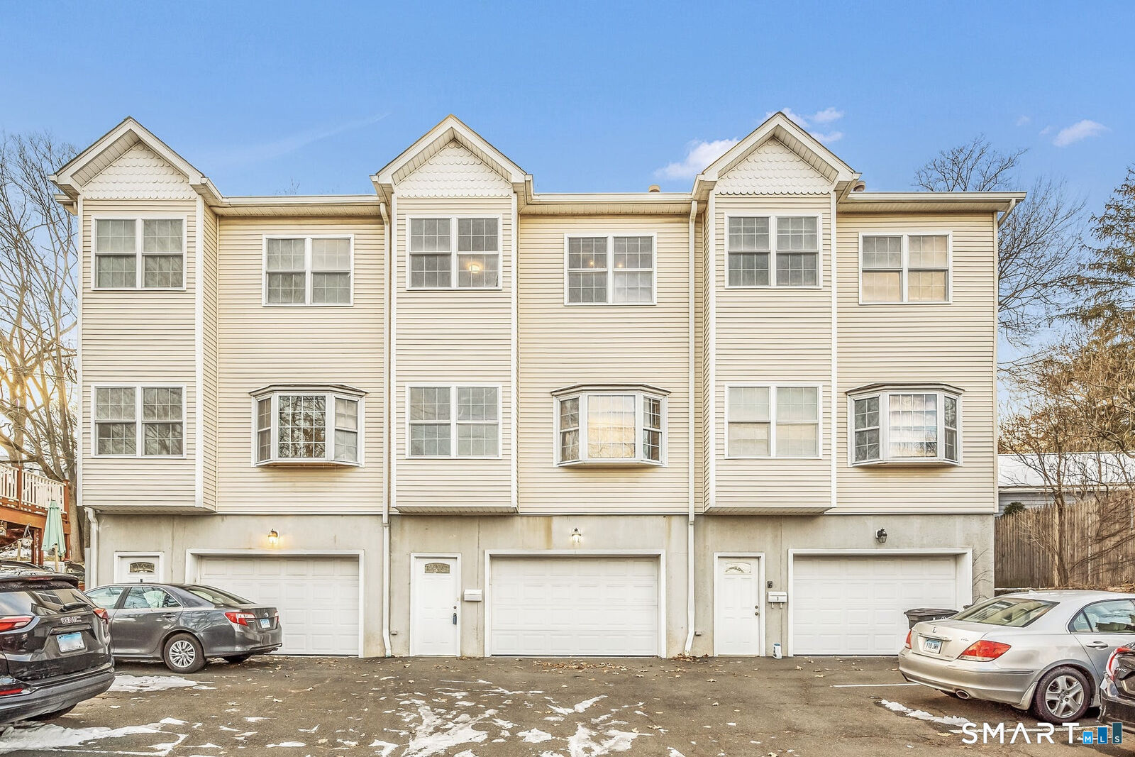 Property Photo:  806 Hope Street 2  CT 06907 