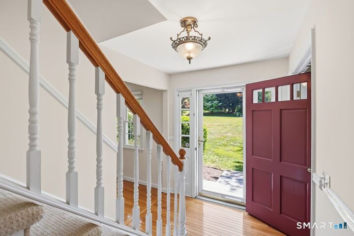 Property Photo:  152 Holmes Road  CT 06877 