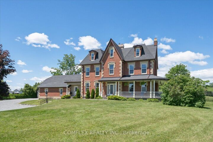 1150 Raglan Road E — photo 1