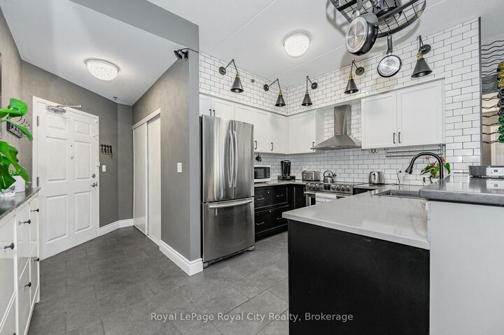 Property Photo:  308 Watson Parkway N 102  ON N1E 0G7 