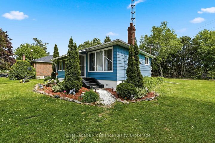 Property Photo: 7497 Cavan Road ON K0L 1E0