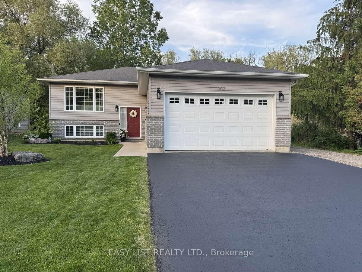 Property Photo:  302 George Street  ON N5C 1Z6 