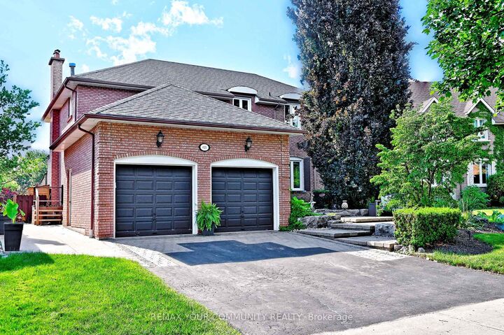 Property Photo: 425 Easy Street ON L4C 3Z5