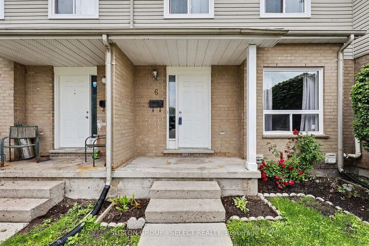 Property Photo: 484 Third Street 6 ON N5V 2B9