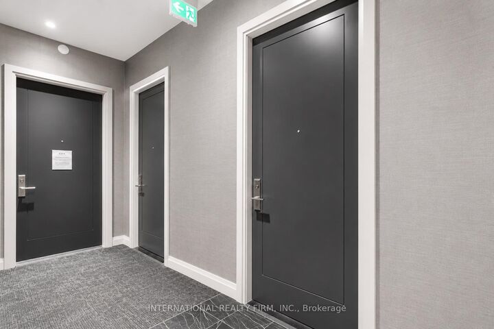 33 Frederick Todd Way W 207 — photo 1