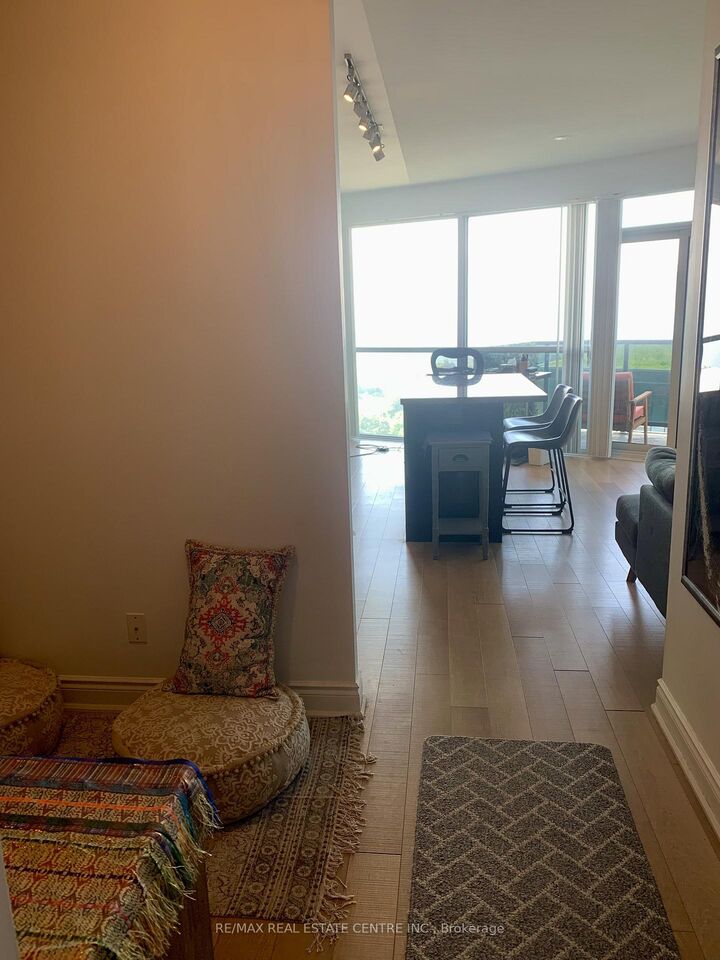 Property Photo:  80 Marine Parade Drive N 1906  ON M8V 0A3 