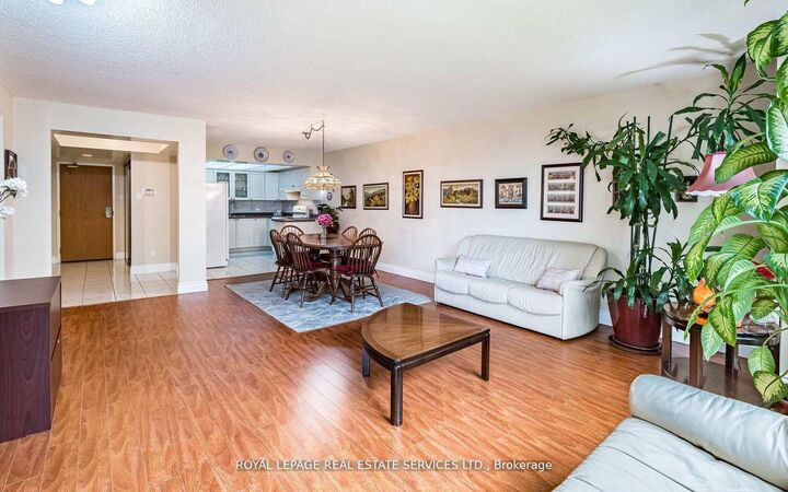 Property Photo: 310 Mill Street S 202 ON L6Y 3B1