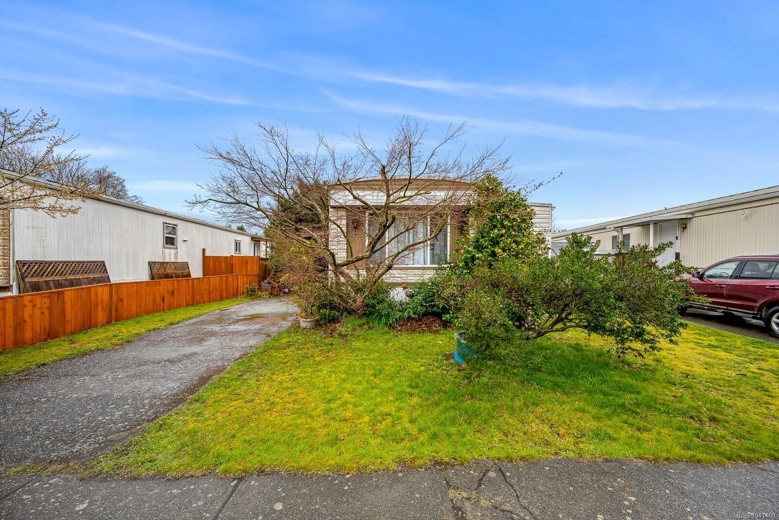 Property Photo:  390 Cowichan Ave #19  BC V9N 7T4 