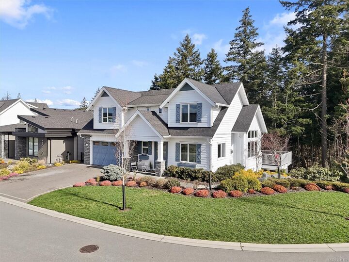 Property Photo:  2006 Pinehurst Terr  BC V9B 3S3 