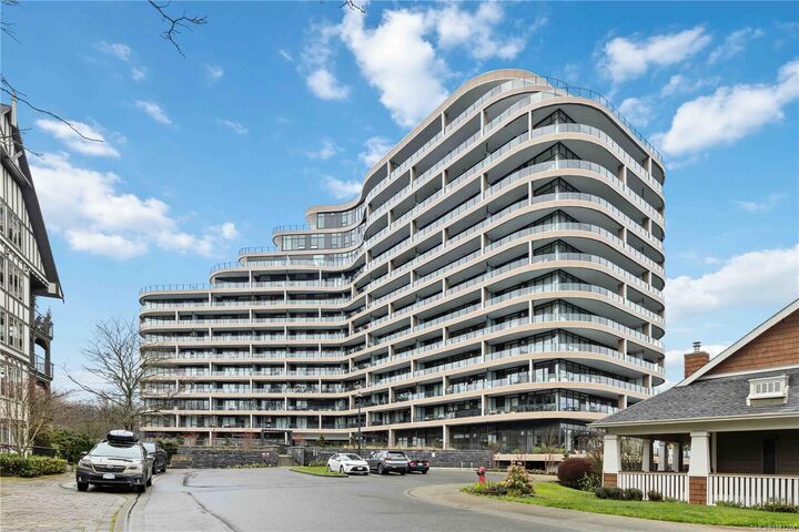 Property Photo: 2000 Hannington Rd #1006 BC V9B 6R6