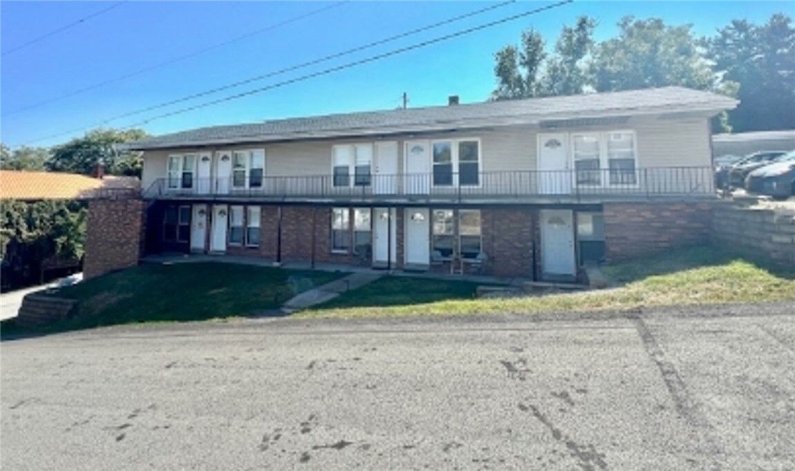 Property Photo: 616 Union St 620 PA 15419