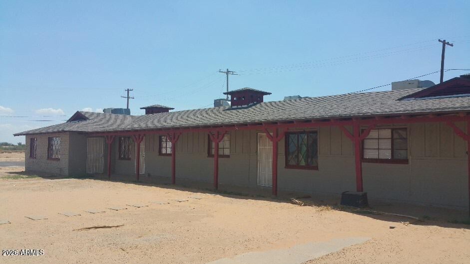 Property Photo:  2401 N Amarillo Street Apt 4  AZ 85122 