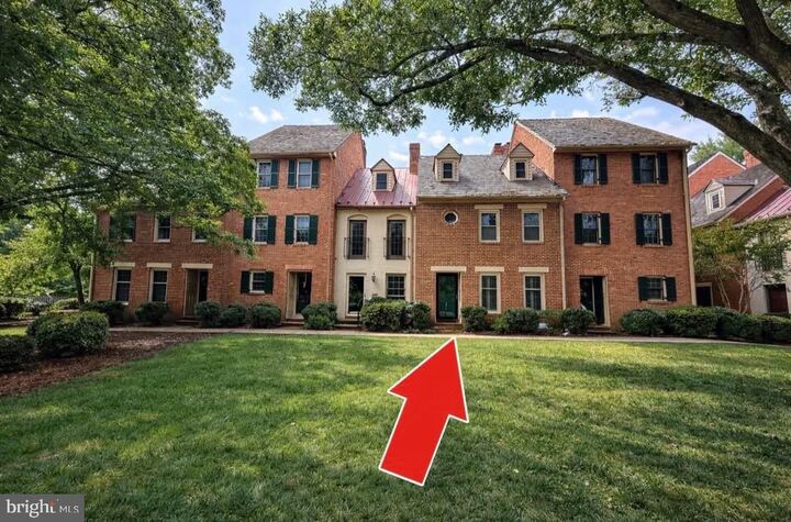 Property Photo:  1306 Kenmore Avenue  VA 22401 