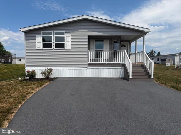 Property Photo:  5 Evergreen  PA 17078 