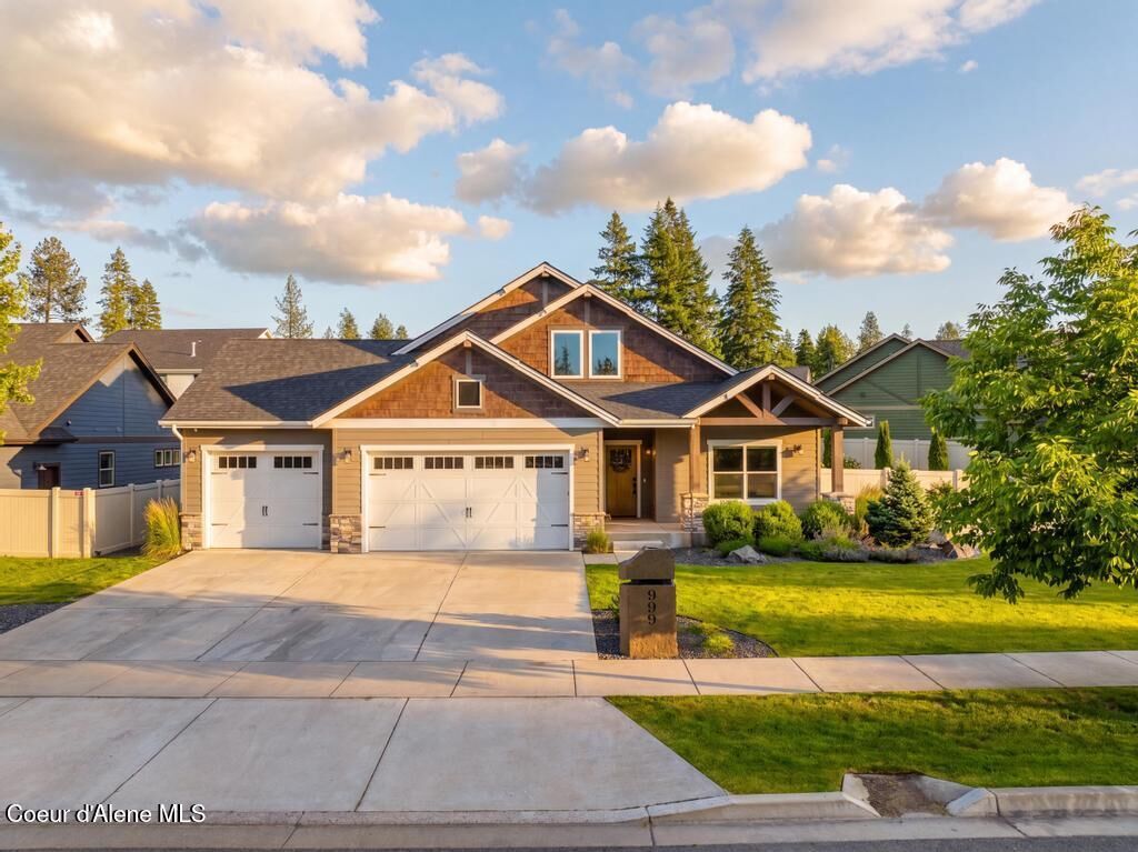 Property Photo:  999 E Hurricane Dr  ID 83835 