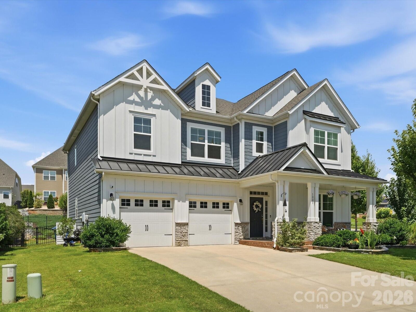 Property Photo:  1000 Hallmark Way  NC 28173 