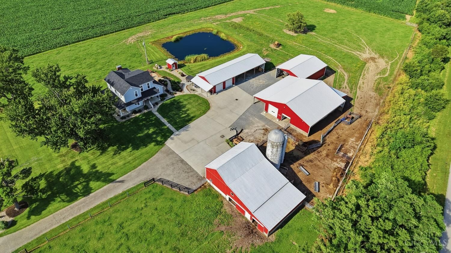Property Photo: 1040 Jeffery Road OH 45054