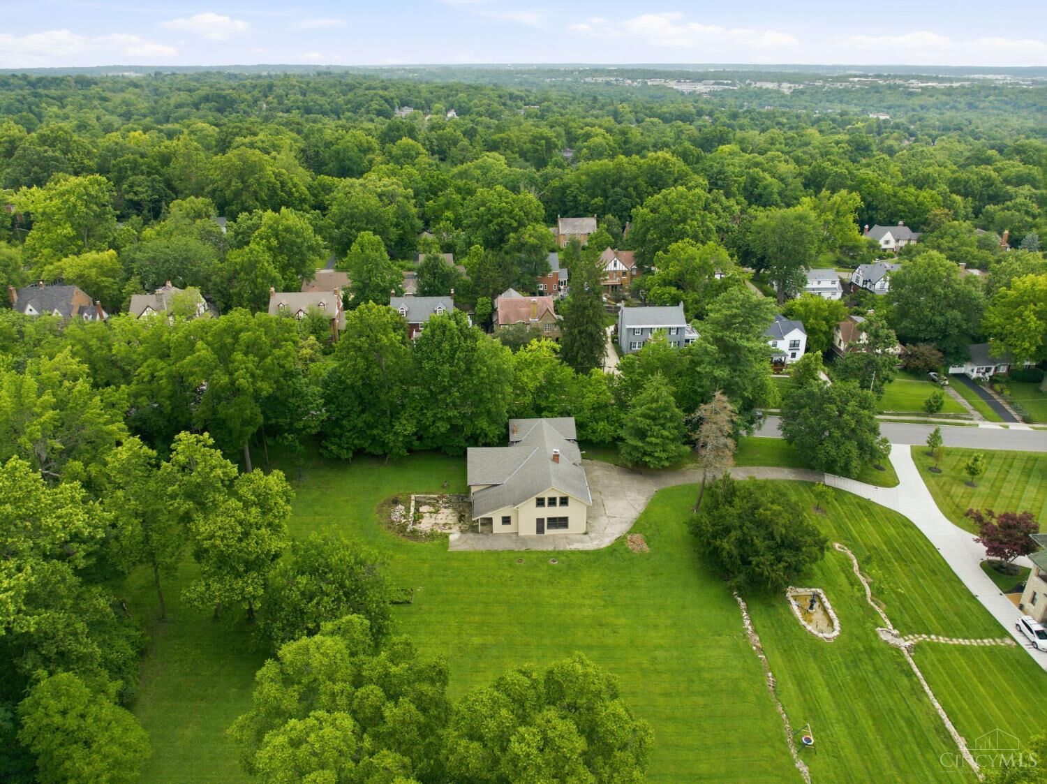 Property Photo:  353 Oliver Road  OH 45215 