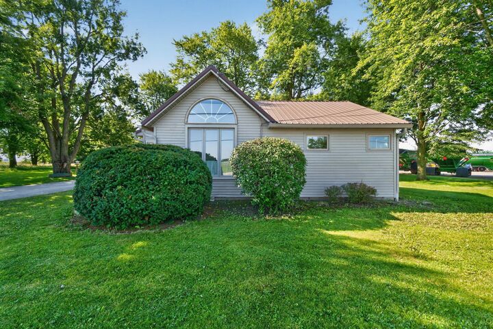 Property Photo: 11547 State Route 47 OH 43344