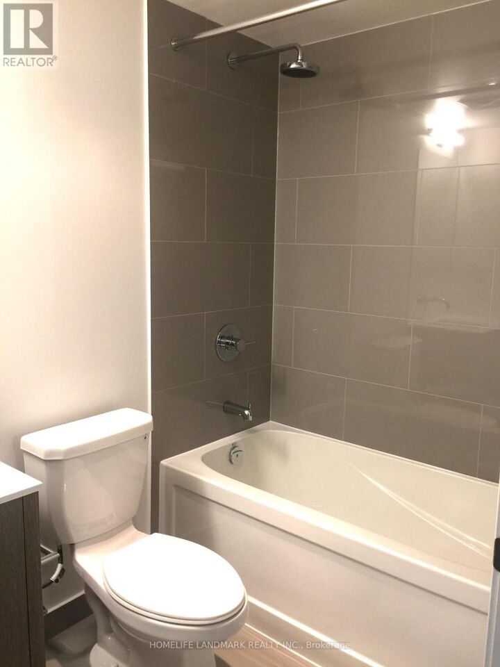 Property Photo:  100 Harbour Street 1611  ON M5J 0B5 