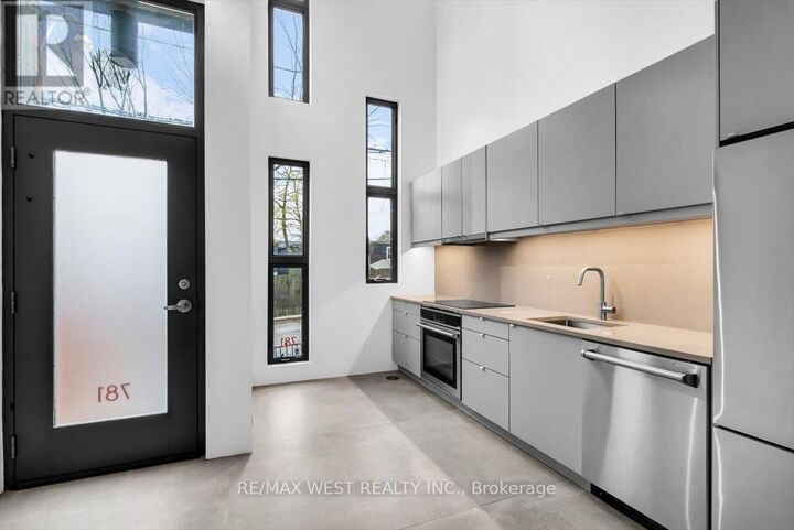 Property Photo:  781 Craven Road  ON M4L 2Z7 